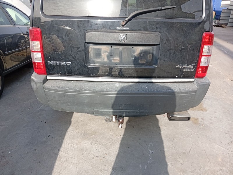 Recambio de paragolpes trasero para dodge nitro 2.8 crd referencia OEM IAM 1FU37CD7AA  