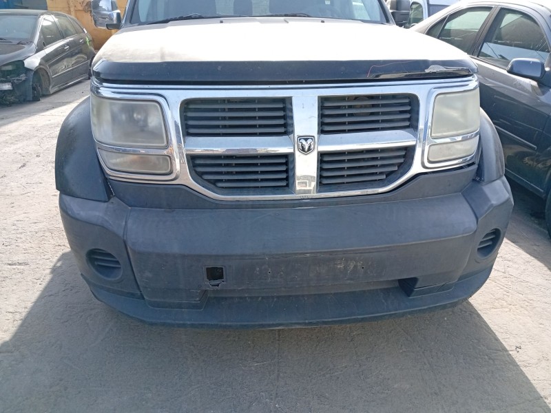 Recambio de paragolpes delantero para dodge nitro 2.8 crd referencia OEM IAM 1FU25CD7AA  