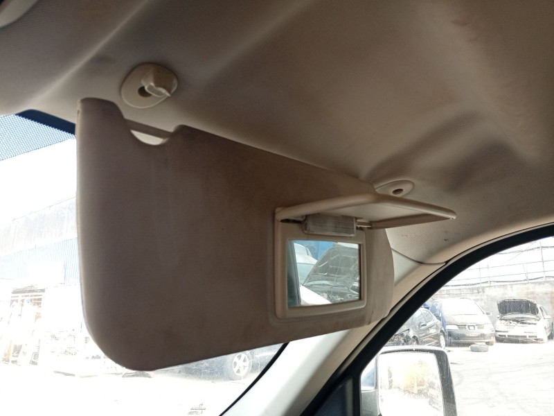 Recambio de parasol derecho para dodge nitro 2.8 crd referencia OEM IAM 1CK18DW1AC  