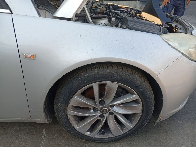 Recambio de aleta delantera derecha para opel insignia a (g09) 2.0 cdti (68) referencia OEM IAM 13277521  