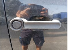 Recambio de maneta exterior delantera derecha para dodge nitro 2.8 crd referencia OEM IAM 04589164AI  
