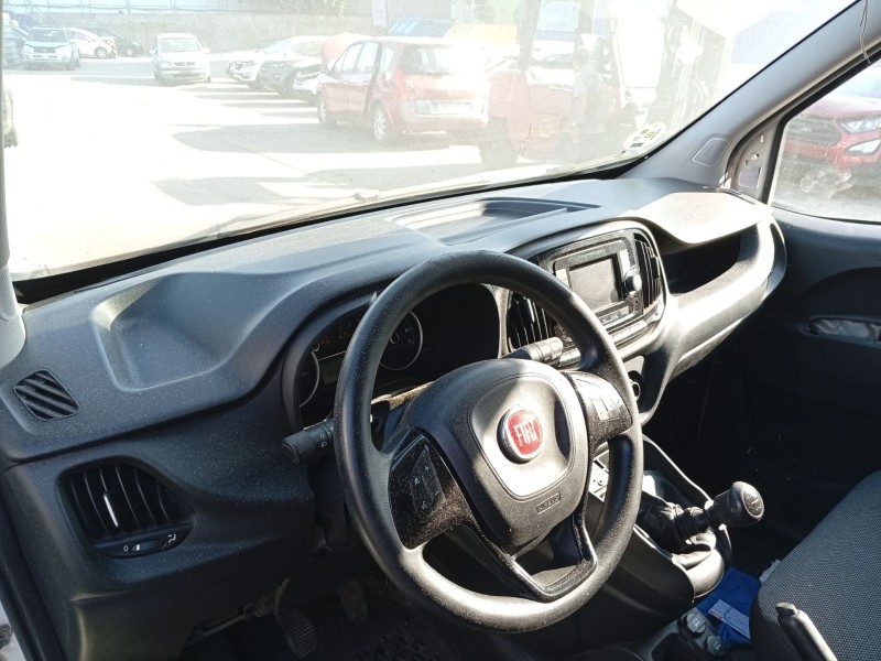 Recambio de salpicadero para fiat doblo cargo (263_) 1.6 d multijet referencia OEM IAM 0000735518770  