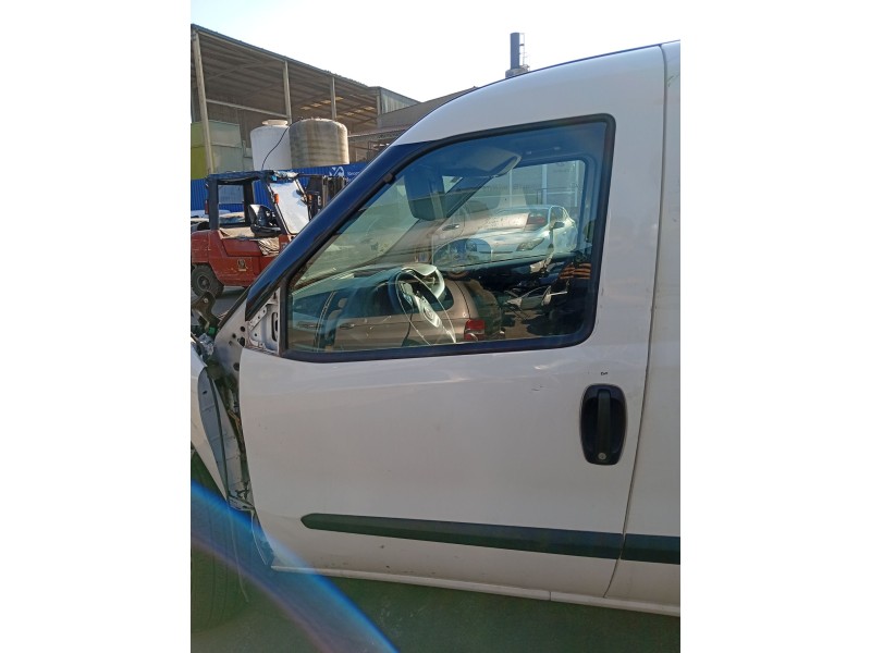 Recambio de puerta delantera izquierda para fiat doblo cargo (263_) 1.6 d multijet referencia OEM IAM 0000052155068  