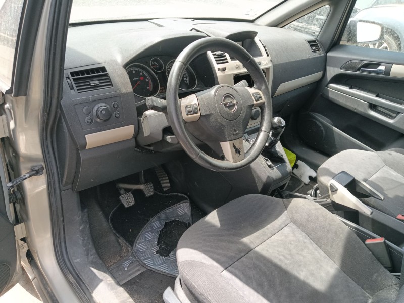 opel zafira / zafira family b (a05) del año 2008