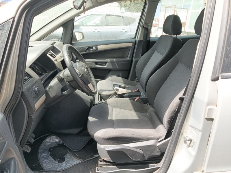 opel zafira / zafira family b (a05) del año 2008