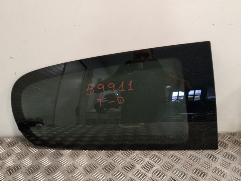 Recambio de luna trasera derecha para peugeot 108 1.0 vti referencia OEM IAM B000826580  