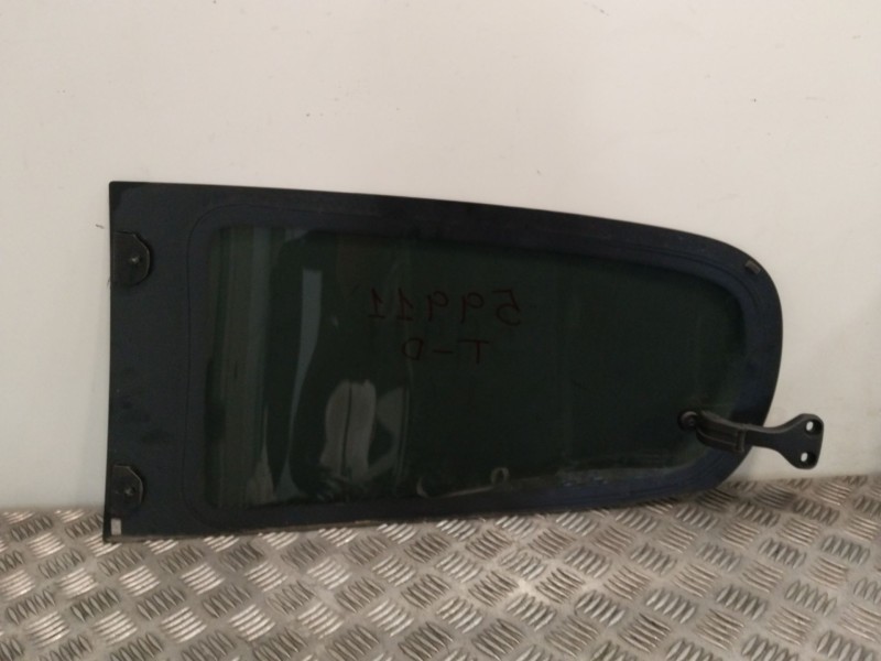 Recambio de luna trasera derecha para peugeot 108 1.0 vti referencia OEM IAM B000826580  