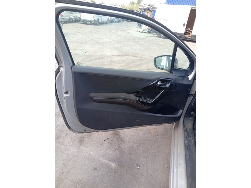 Recambio de elevalunas delantero izquierdo para peugeot 208 i (ca_, cc_) 1.4 hdi referencia OEM IAM 9816402580  