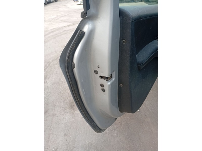 Recambio de cerradura puerta delantera izquierda para peugeot 208 i (ca_, cc_) 1.4 hdi referencia OEM IAM 9812500480  