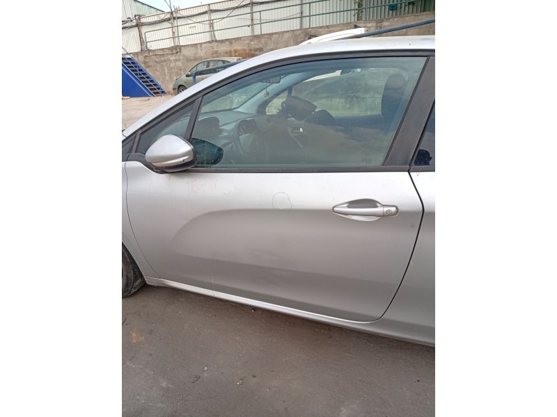 Recambio de puerta delantera izquierda para peugeot 208 i (ca_, cc_) 1.4 hdi referencia OEM IAM 9805822580  