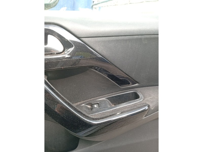 Recambio de mando elevalunas delantero derecho para peugeot 208 i (ca_, cc_) 1.4 hdi referencia OEM IAM 96758217ZD  
