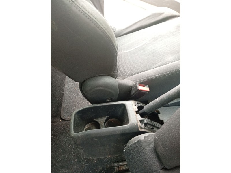Recambio de enganche cinturon delantero izquierdo para peugeot 208 i (ca_, cc_) 1.4 hdi referencia OEM IAM 96753793XT  
