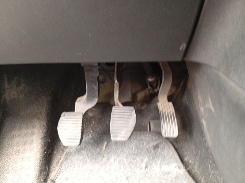 Recambio de pedal freno para peugeot 208 i (ca_, cc_) 1.4 hdi referencia OEM IAM 4501AV  