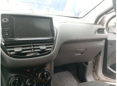 Recambio de salpicadero para peugeot 208 i (ca_, cc_) 1.4 hdi referencia OEM IAM 16077378ZD   2