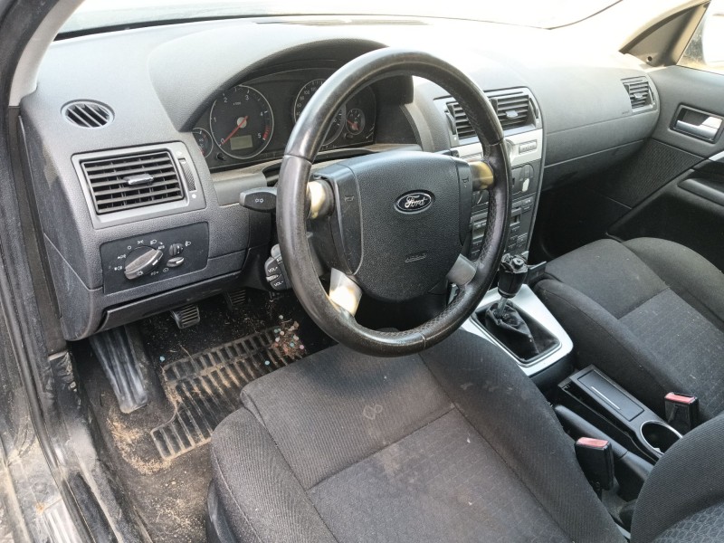 ford mondeo iii sedán (b4y) del año 2004