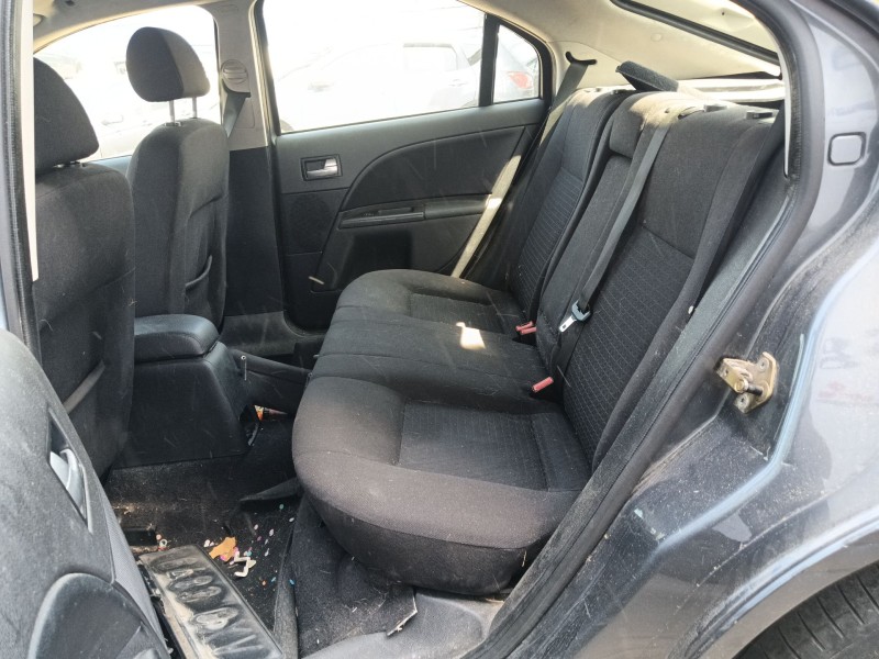 ford mondeo iii sedán (b4y) del año 2004