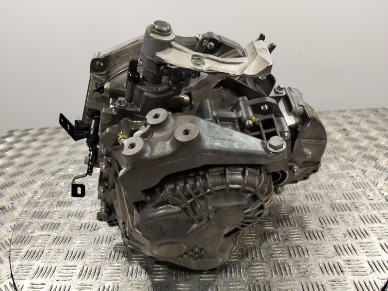 Recambio de caja cambios para opel astra j (p10) 1.7 cdti (68) referencia OEM IAM 55561599  