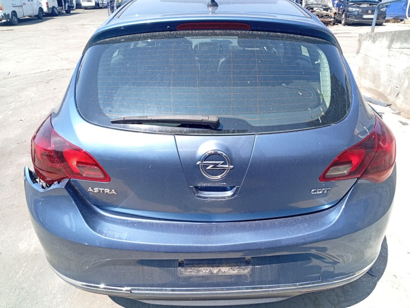 Recambio de porton trasero para opel astra j (p10) 1.7 cdti (68) referencia OEM IAM 13372624  