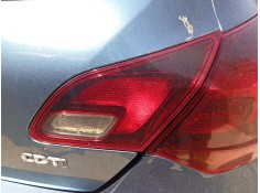 Recambio de piloto trasero derecho interior para opel astra j (p10) 1.7 cdti (68) referencia OEM IAM 13319950  