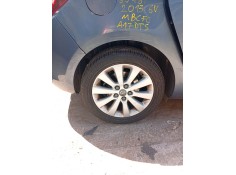 Recambio de paso de rueda trasero derecho para opel astra j (p10) 1.7 cdti (68) referencia OEM IAM 13271415  