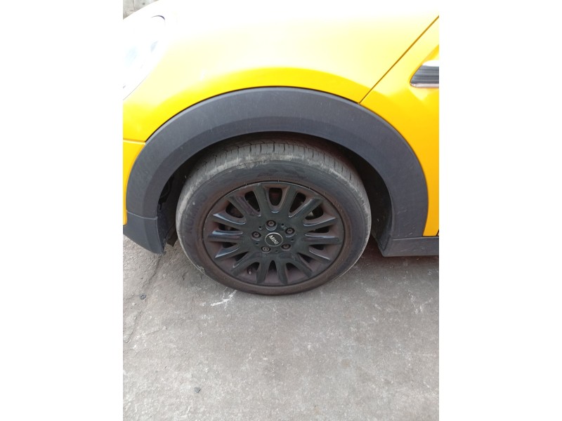 Recambio de paso de rueda delantero izquierdo para mini mini (f55) cooper d referencia OEM IAM 51717290767  