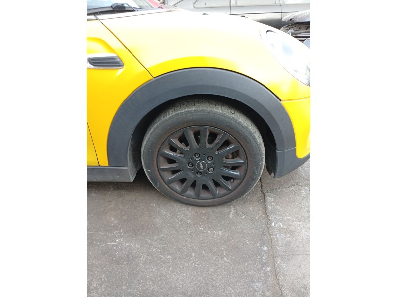 Recambio de aletin delantero derecho para mini mini (f55) cooper d referencia OEM IAM 51777300820  