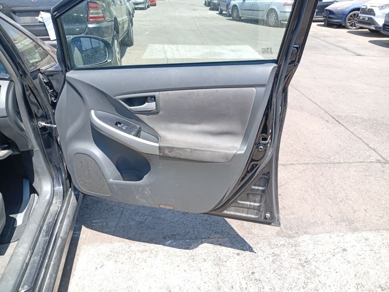 Recambio de guarnecido puerta delantera derecha para toyota prius (_w3_) 1.8 hybrid (zvw3_) referencia OEM IAM 67610-47503  
