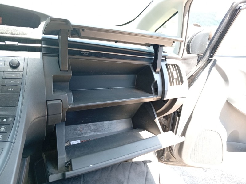 Recambio de guantera para toyota prius (_w3_) 1.8 hybrid (zvw3_) referencia OEM IAM 5555047081  