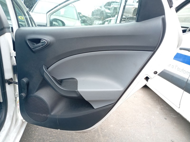 Recambio de guarnecido puerta trasera derecha para seat ibiza iv (6j5, 6p1) 1.6 tdi referencia OEM IAM 6J4867212A4X5  
