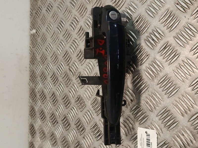 Recambio de maneta exterior delantera izquierda para bmw 1 (e81) 118 d referencia OEM IAM 51217207551  