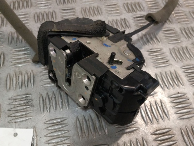 Recambio de cerradura puerta trasera izquierda para nissan pulsar hatchback (c13) 1.2 dig-t referencia OEM IAM 825013ZL0A  