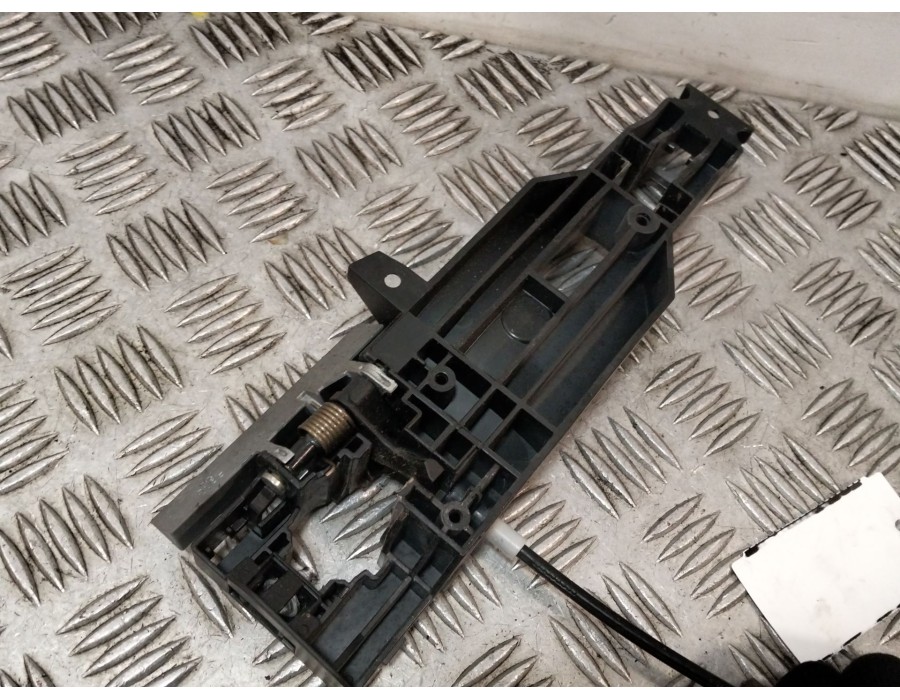 Recambio de cerradura puerta trasera izquierda para nissan pulsar hatchback (c13) 1.2 dig-t referencia OEM IAM 825013ZL0A  