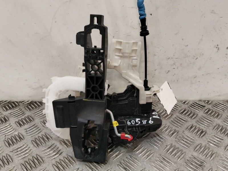 Recambio de cerradura puerta delantera derecha para kia xceed (cd) 1.5 t-gdi mhev referencia OEM IAM 81320J7000  