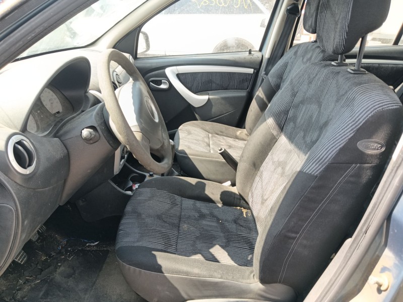 dacia sandero (bs_) del año 2009
