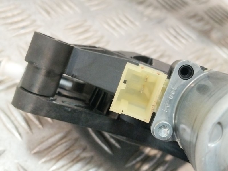 Recambio de elevalunas trasero derecho para audi q2 (gab, gag) 30 tdi referencia OEM IAM 81A839462  