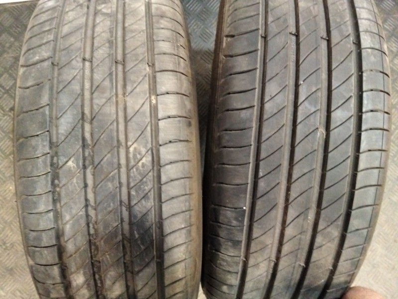 Recambio de neumatico pareja para neumatico neumatico ocasion referencia OEM IAM 195/55/R16 MICHELIN 