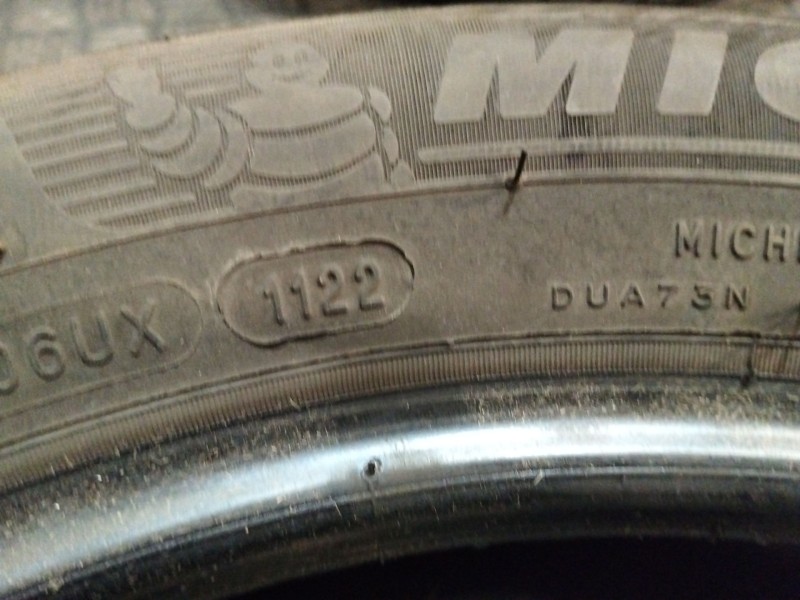 Recambio de neumatico pareja para neumatico neumatico ocasion referencia OEM IAM 195/55/R16 MICHELIN 