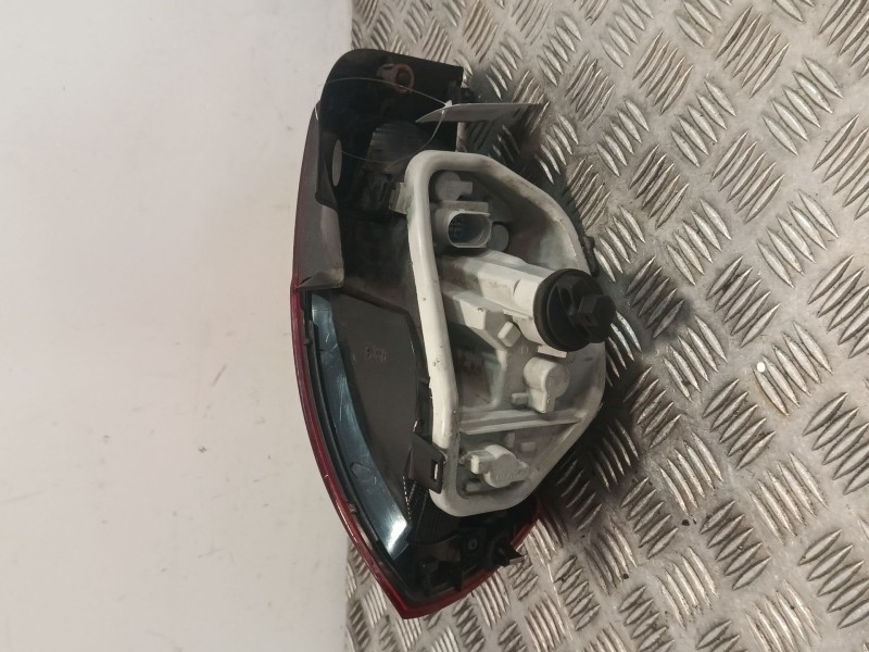 Recambio de piloto trasero derecho para seat ibiza iv (6j5, 6p1) 1.6 tdi referencia OEM IAM 6J4945096H 6J4945096K 