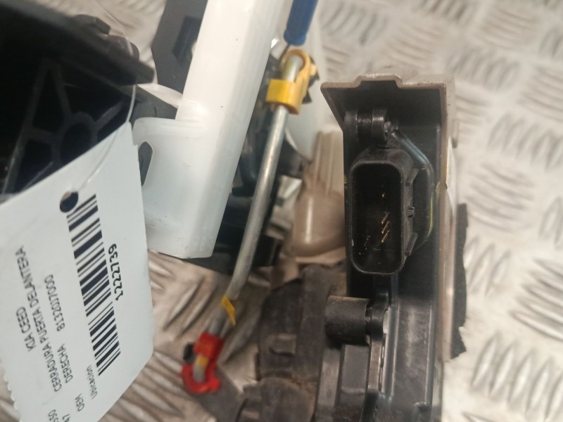 Recambio de cerradura puerta delantera derecha para kia ceed referencia OEM IAM 81320J7000  