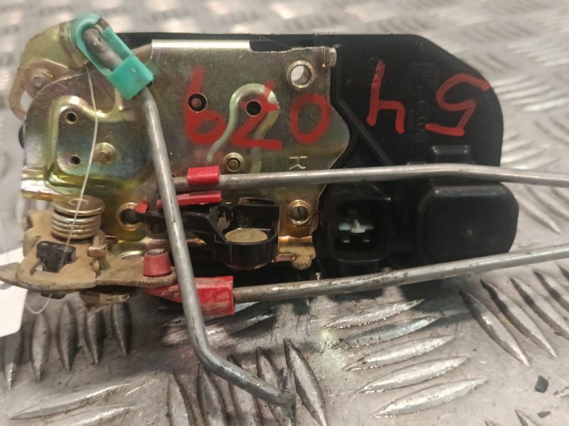 Recambio de cerradura puerta trasera derecha para jeep cherokee (kj) 2.5 crd cat referencia OEM IAM 55177044AJ  