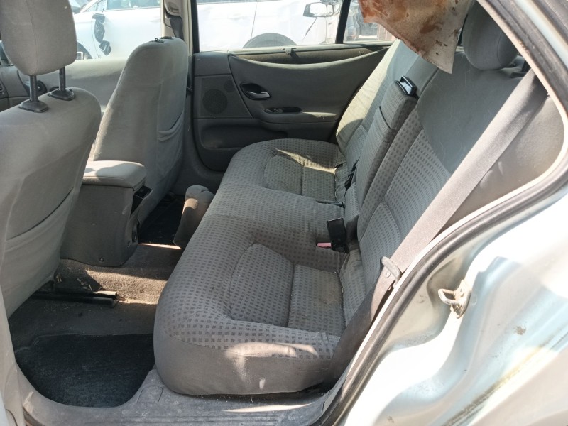 renault laguna ii (bg0/1_) del año 2003