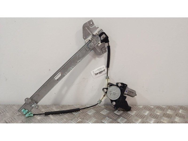 Recambio de elevalunas delantero izquierdo para kia rio iii (ub) 1.2 cvvt referencia OEM IAM 824011W020  