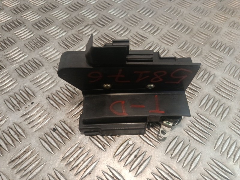 Recambio de cerradura puerta trasera derecha para dacia duster ii referencia OEM IAM 825023654R  