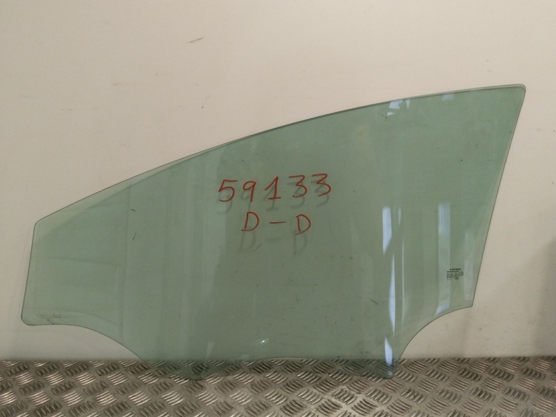 Recambio de luna delantera derecha para seat leon (1p1) referencia OEM IAM   