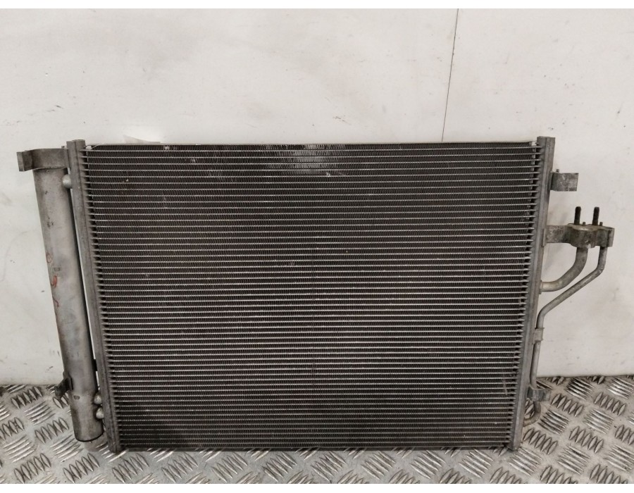 Recambio de condensador / radiador aire acondicionado para kia carens iv 1.7 crdi referencia OEM IAM 97606A4500  