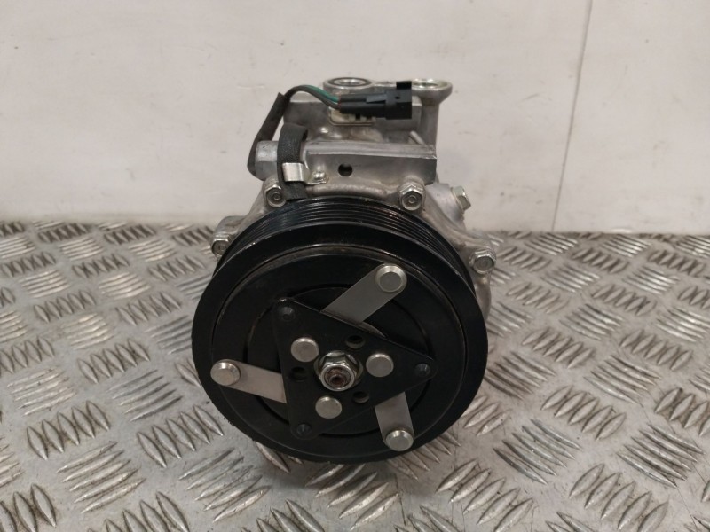 Recambio de compresor aire acondicionado para volvo v40 hatchback (525) d3 referencia OEM IAM 31348245  
