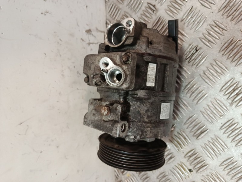 Recambio de compresor aire acondicionado para volkswagen golf v (1k1) 1.6 fsi referencia OEM IAM 1K0820803F  