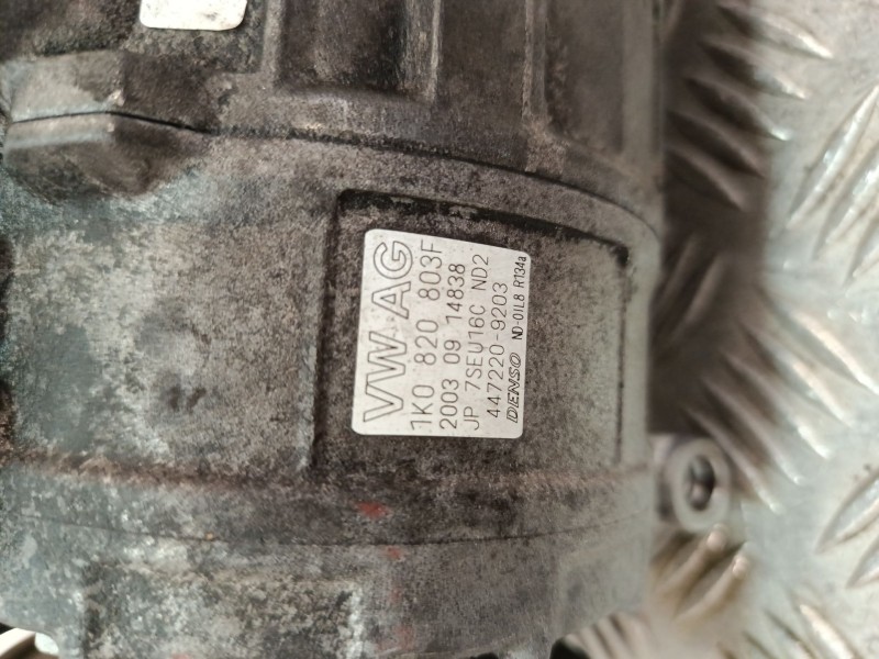 Recambio de compresor aire acondicionado para volkswagen golf v (1k1) 1.6 fsi referencia OEM IAM 1K0820803F  