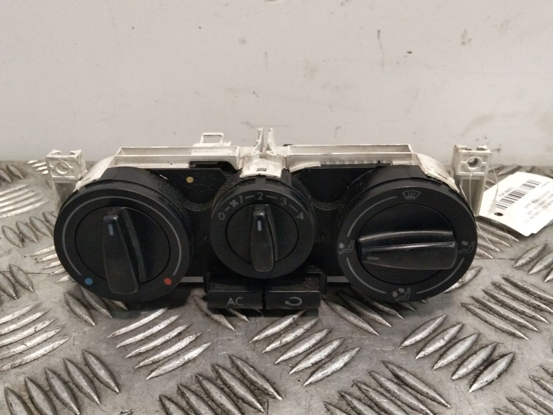 Recambio de mando calefaccion / aire acondicionado para volkswagen golf iv berlina (1j1) 1.9 tdi referencia OEM IAM 1J0819045F  