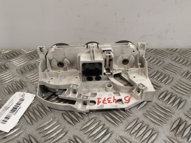 Recambio de mando calefaccion / aire acondicionado para volkswagen golf iv berlina (1j1) 1.9 tdi referencia OEM IAM 1J0819045F  